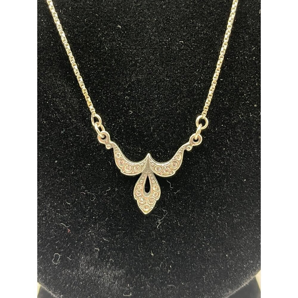 Intricate Gold-Tone Filigree Pendant Necklace for Women
